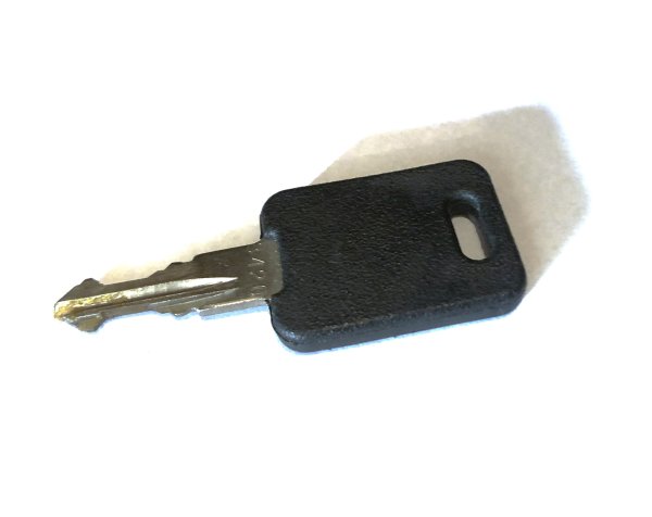 Schlüssel, schwarzer Kunststoffgriff mit Schlüsselnummer